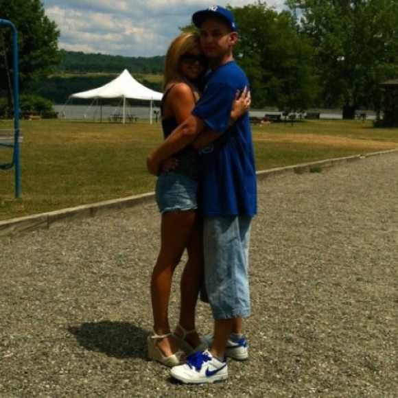 Meet your Posher, Tiffany - Picture 14 of 16